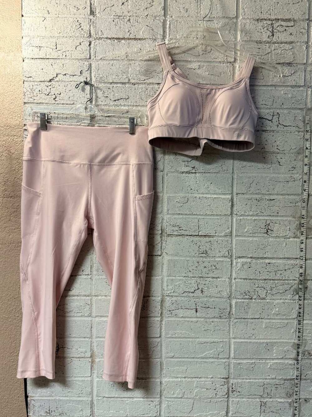 Active Queens Blush Pink Matching Workout Set Sports Bra & Cropped Leggings Size